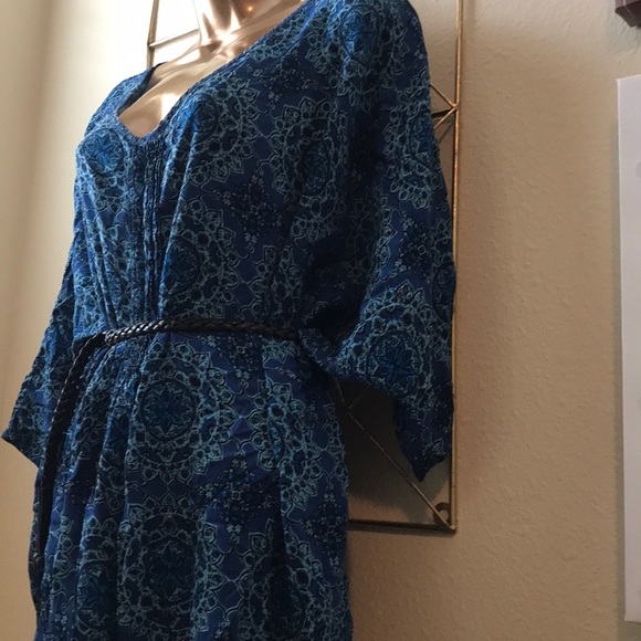 Dress - Picture 2 of 6